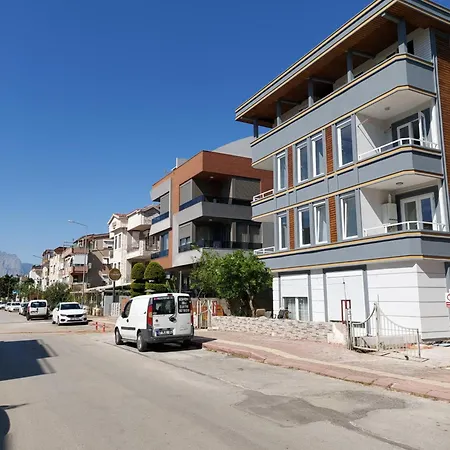 Flat At The Seaside أنطاليا